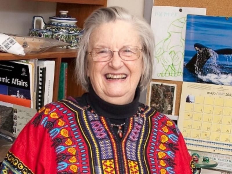 Elinor Ostrom, pionera en la gestión comunitaria de recursos