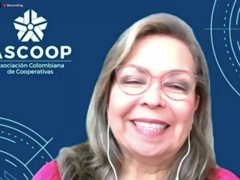 Directora de Ascoop participa en webinar del Foro Global de Economía Social